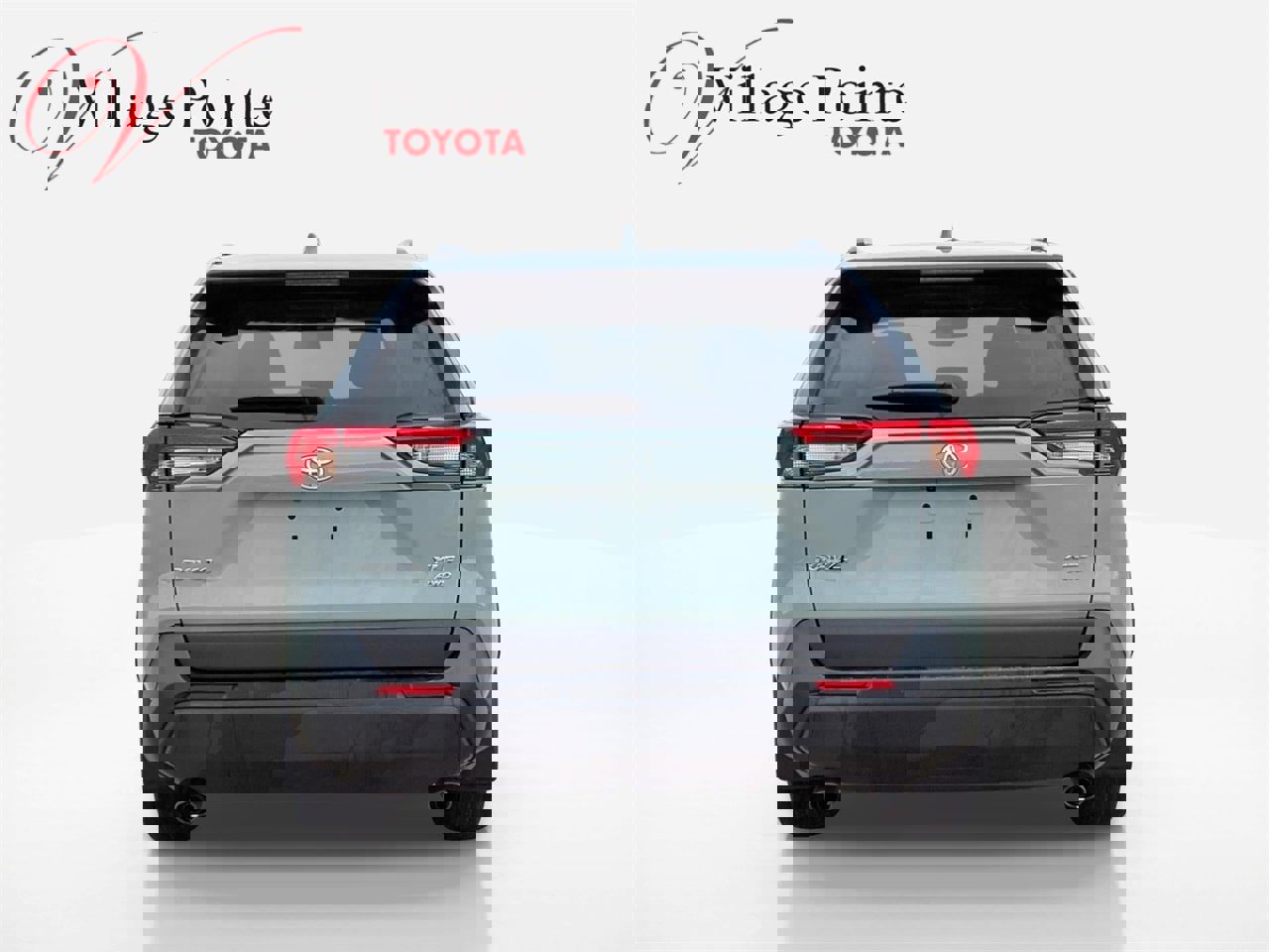 Used 2022 Toyota RAV4 XLE w/ Convenience Package image 5