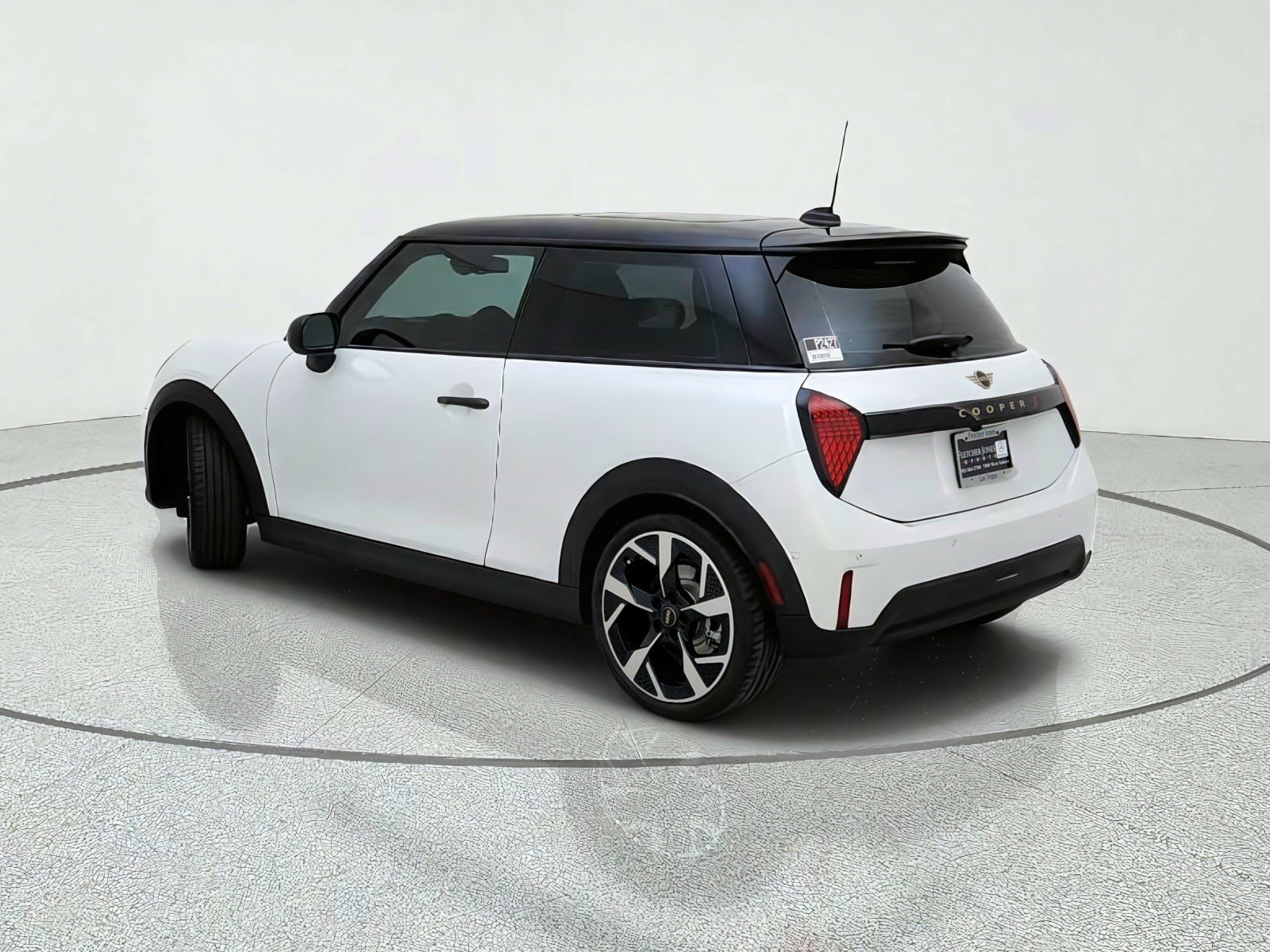 Used 2025 MINI Cooper S FWD image 12