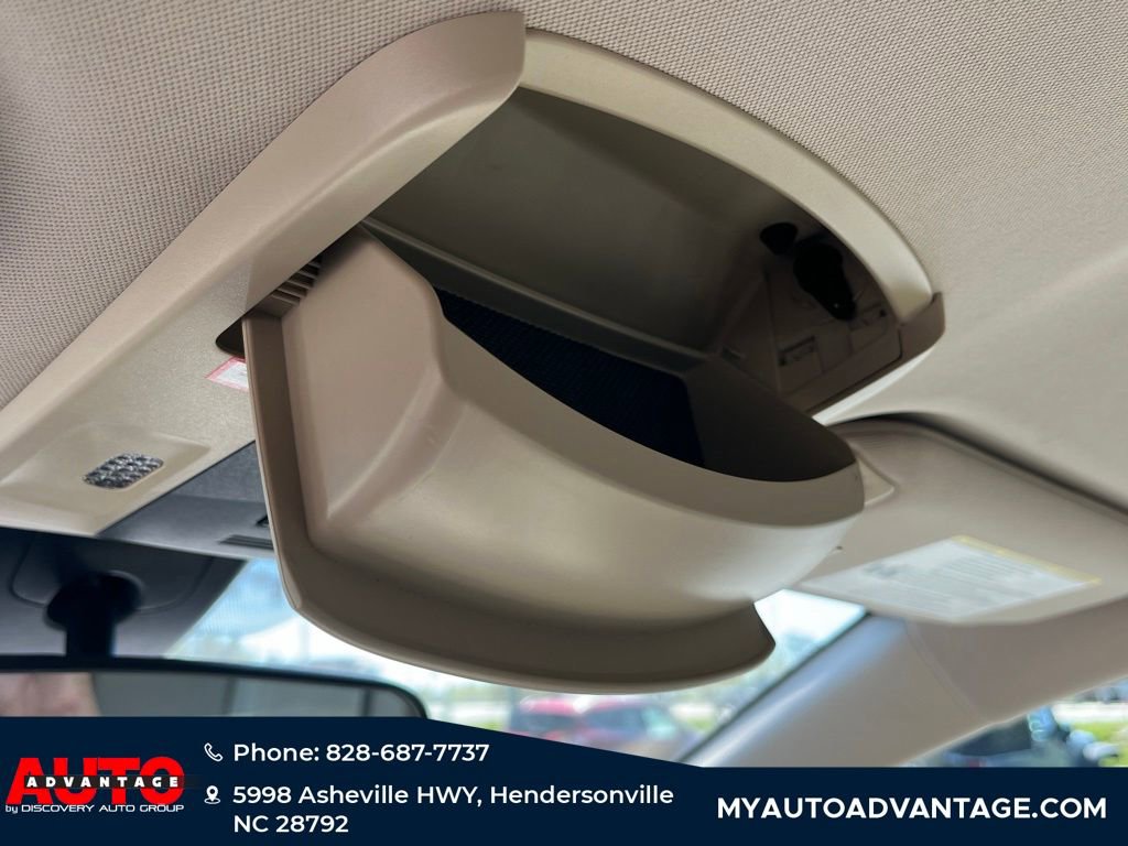 Used 2019 Toyota Camry LE FWD image 16