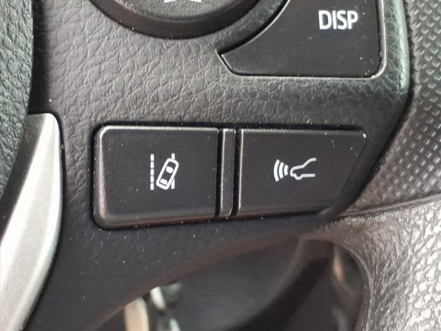 Used 2018 Toyota Corolla L image 9