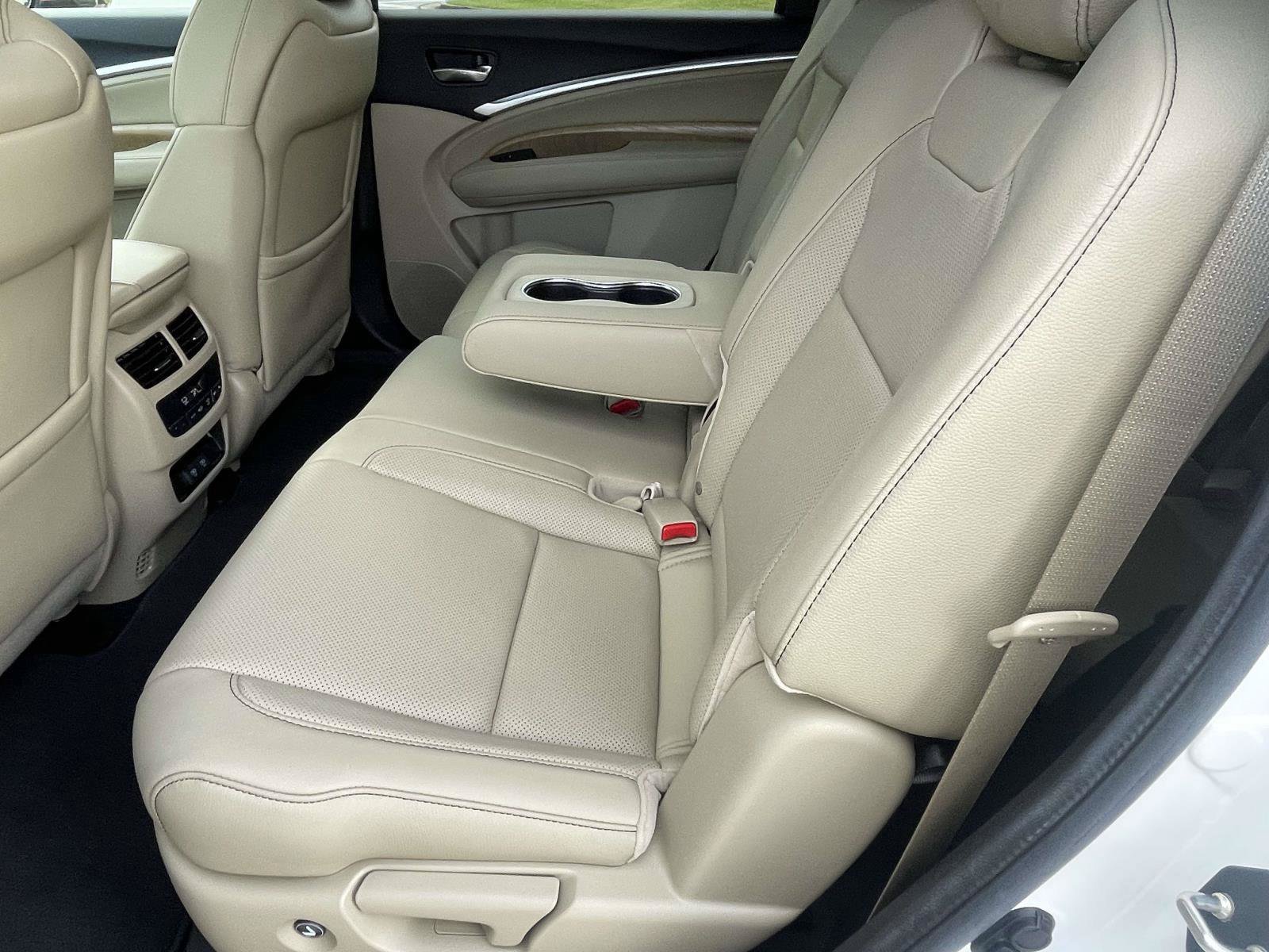 Used 2019 Acura MDX w/ Technology Package AWD/4WD image 10