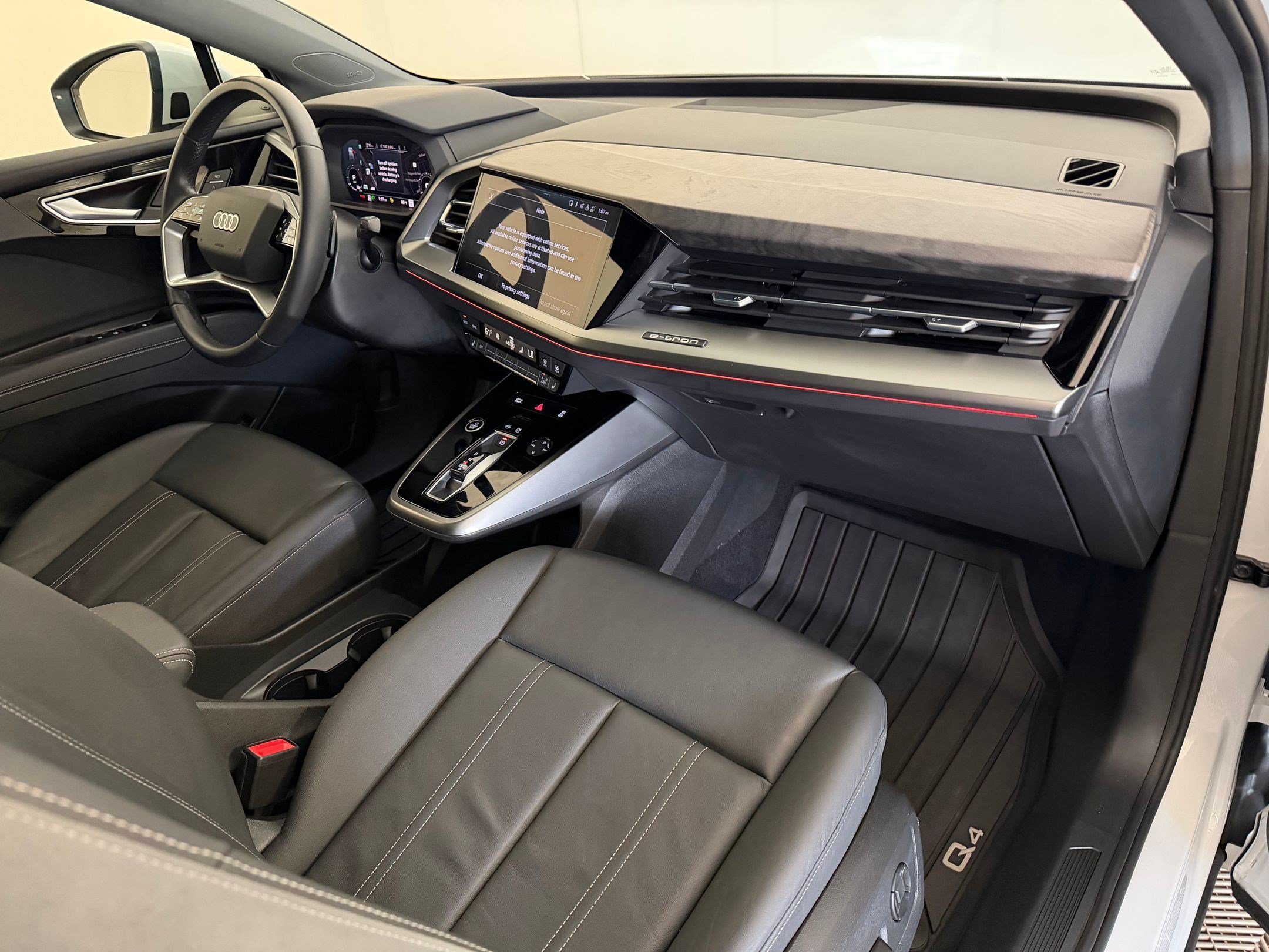 Certified 2023 Audi Q4 e-tron Premium w/ Premium Plus RWD image 32