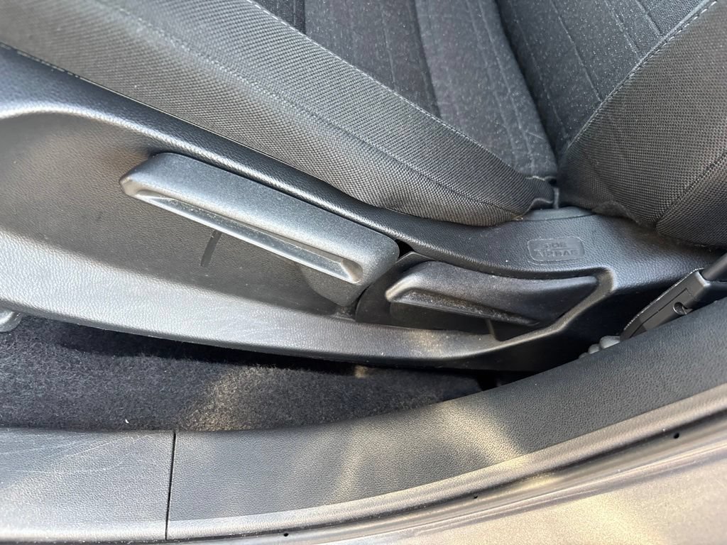 Used 2024 Honda HR-V LX image 14
