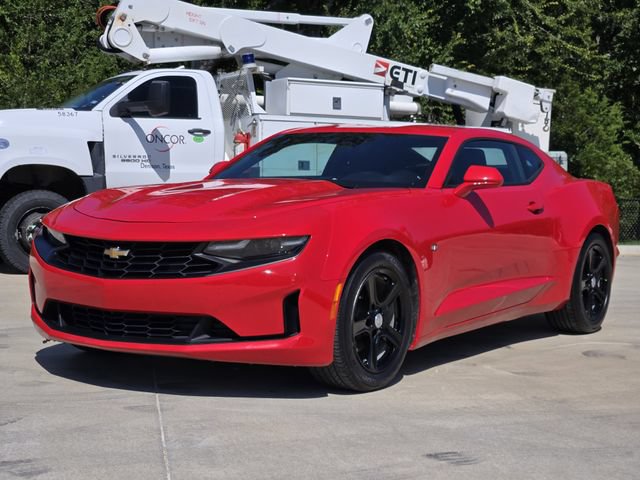 Used 2023 Chevrolet Camaro LT RWD image 4