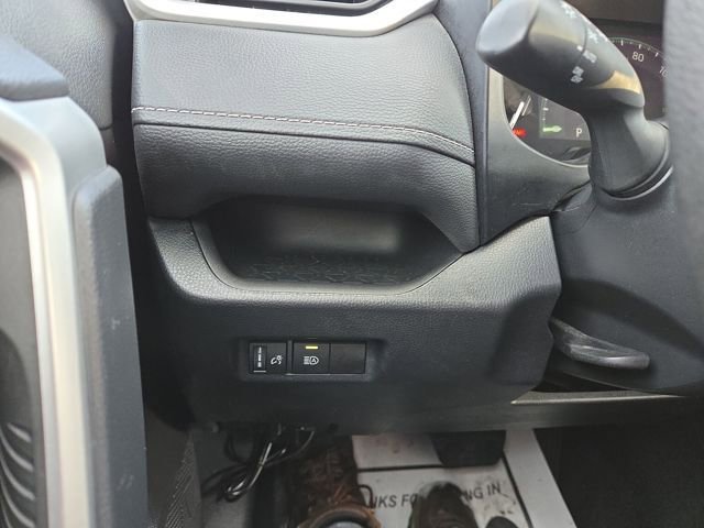 Used 2023 Toyota RAV4 XLE image 19