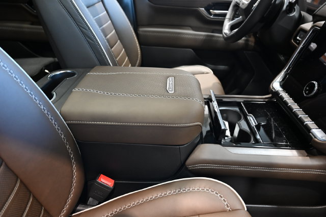 New 2026 GMC Yukon XL Denali Ultimate AWD/4WD image 24