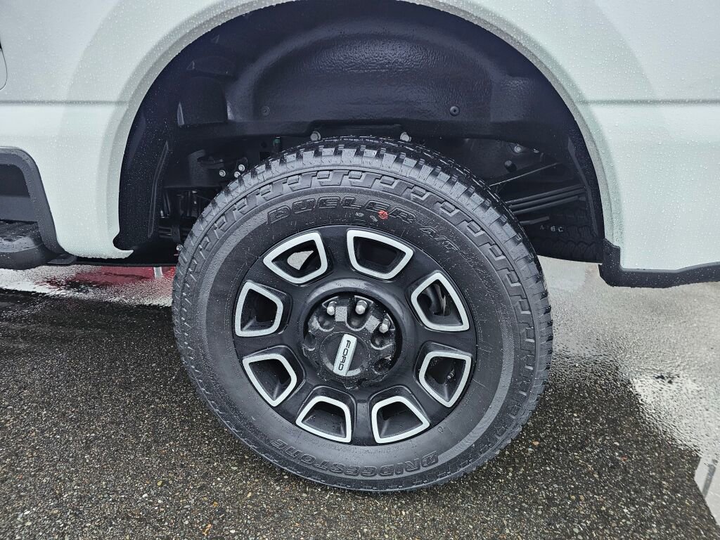 New 2026 Ford F250 Platinum image 7