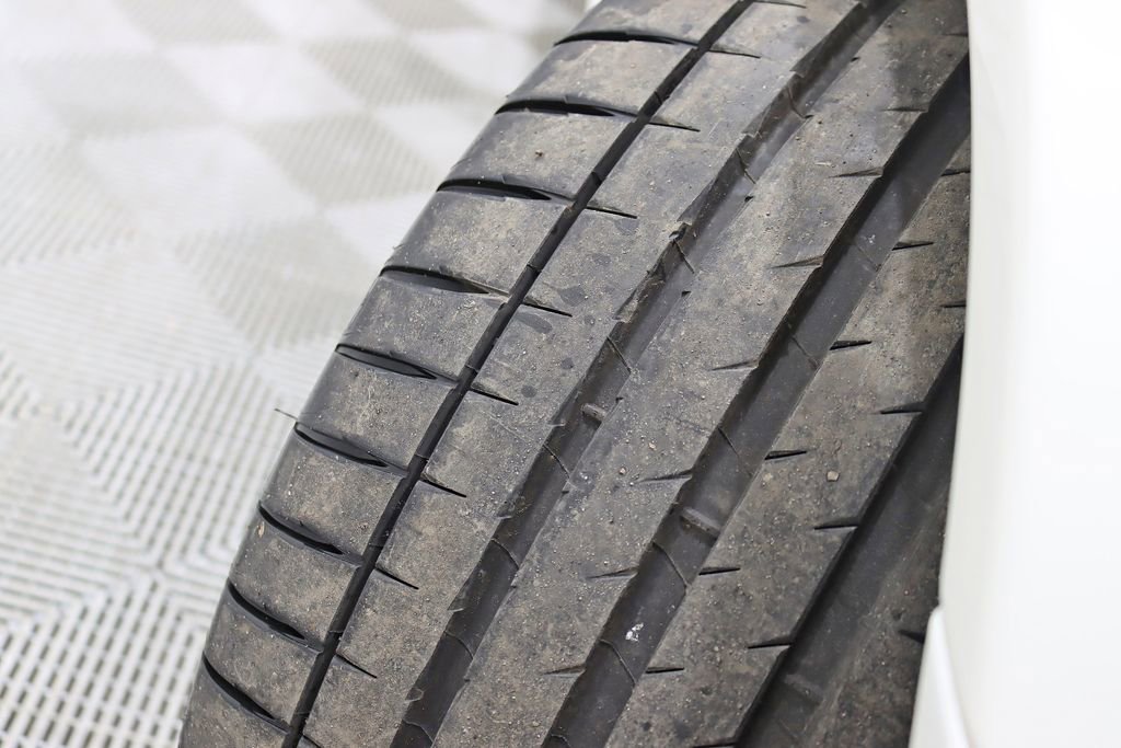 Used 2011 Mercedes-Benz SL 550 image 31