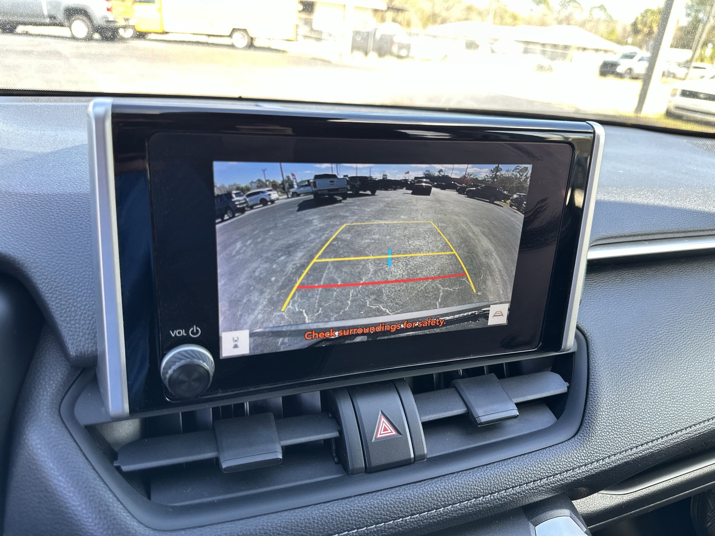Used 2023 Toyota RAV4 LE image 21