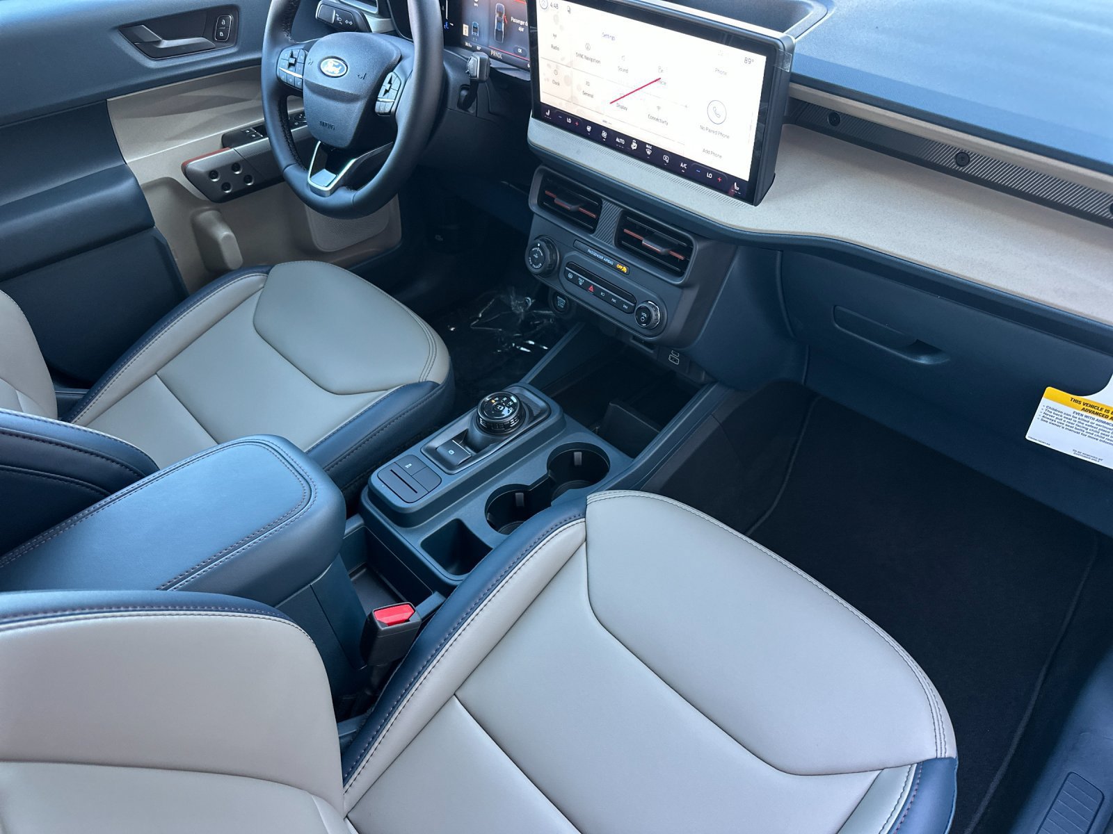 New 2026 Ford Maverick Lariat w/ 4K Tow Package AWD/4WD image 14