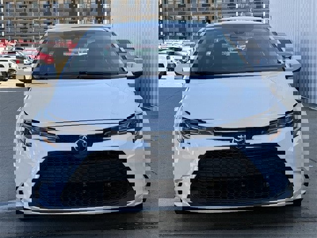 Used 2022 Toyota Corolla LE image 6