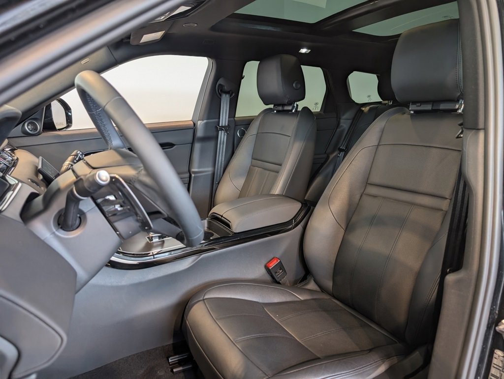 Used 2024 Land Rover Range Rover Evoque Dynamic SE image 14