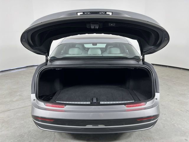 Used 2023 Lucid Air Grand Touring image 26