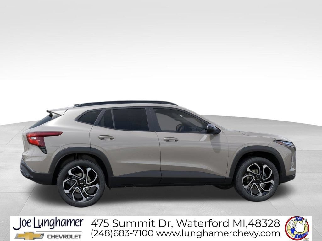 New 2026 Chevrolet Trax RS w/ Driver Confidence Package FWD image 5