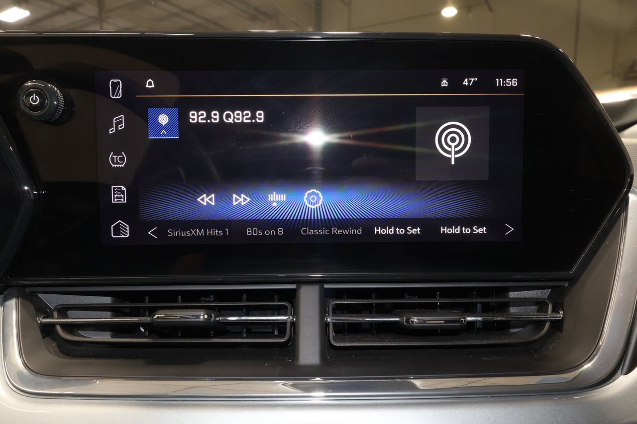 Certified 2025 Chevrolet Trax LT image 12