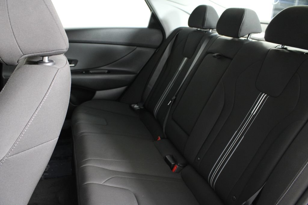 Certified 2024 Hyundai Elantra SEL w/ Convenience Package FWD image 22