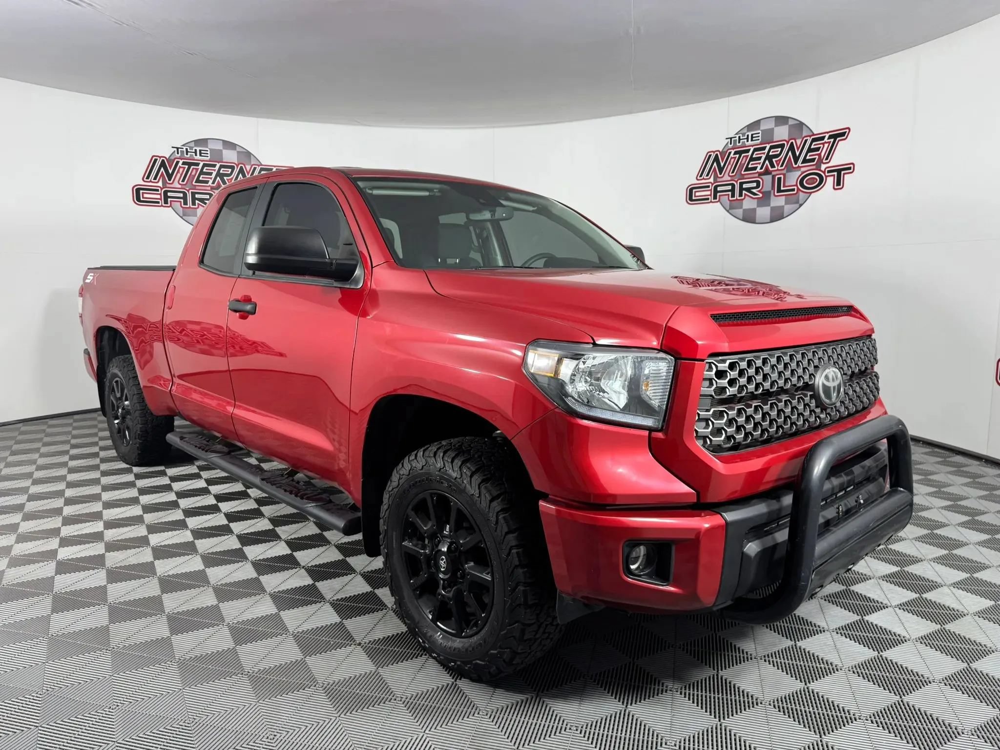 Used 2021 Toyota Tundra SR5 w/ SX Package AWD/4WD image 9