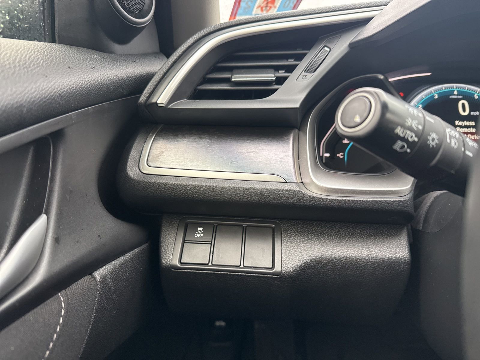 Used 2018 Honda Civic EX-T image 22