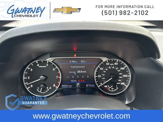 Used 2024 Nissan Altima 2.5 SV image 15