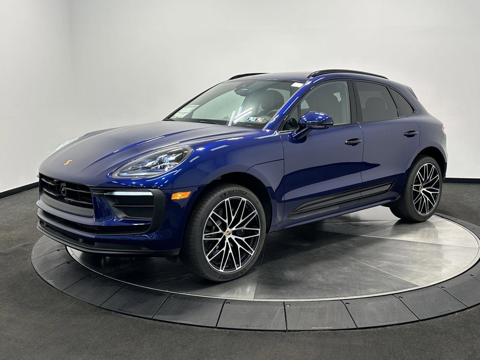 New 2025 Porsche Macan image 1