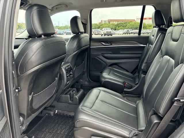 Used 2023 Jeep Grand Cherokee L Limited AWD/4WD image 20