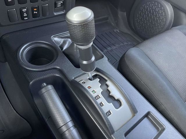 Used 2014 Toyota FJ Cruiser 4WD w/ Upgrade Package image 31