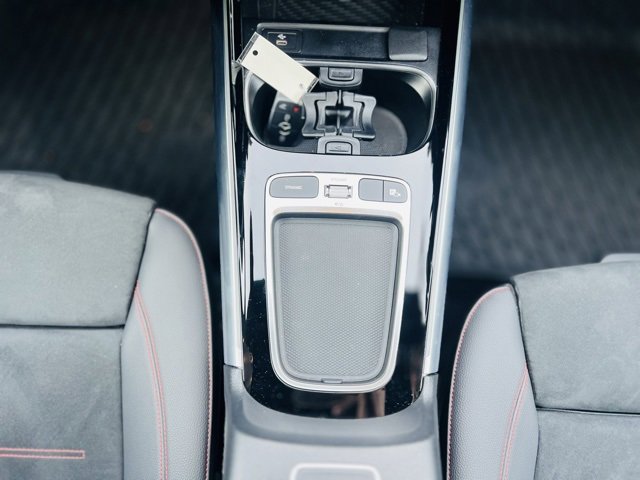 Certified 2024 Mercedes-Benz GLA 250 4MATIC image 16