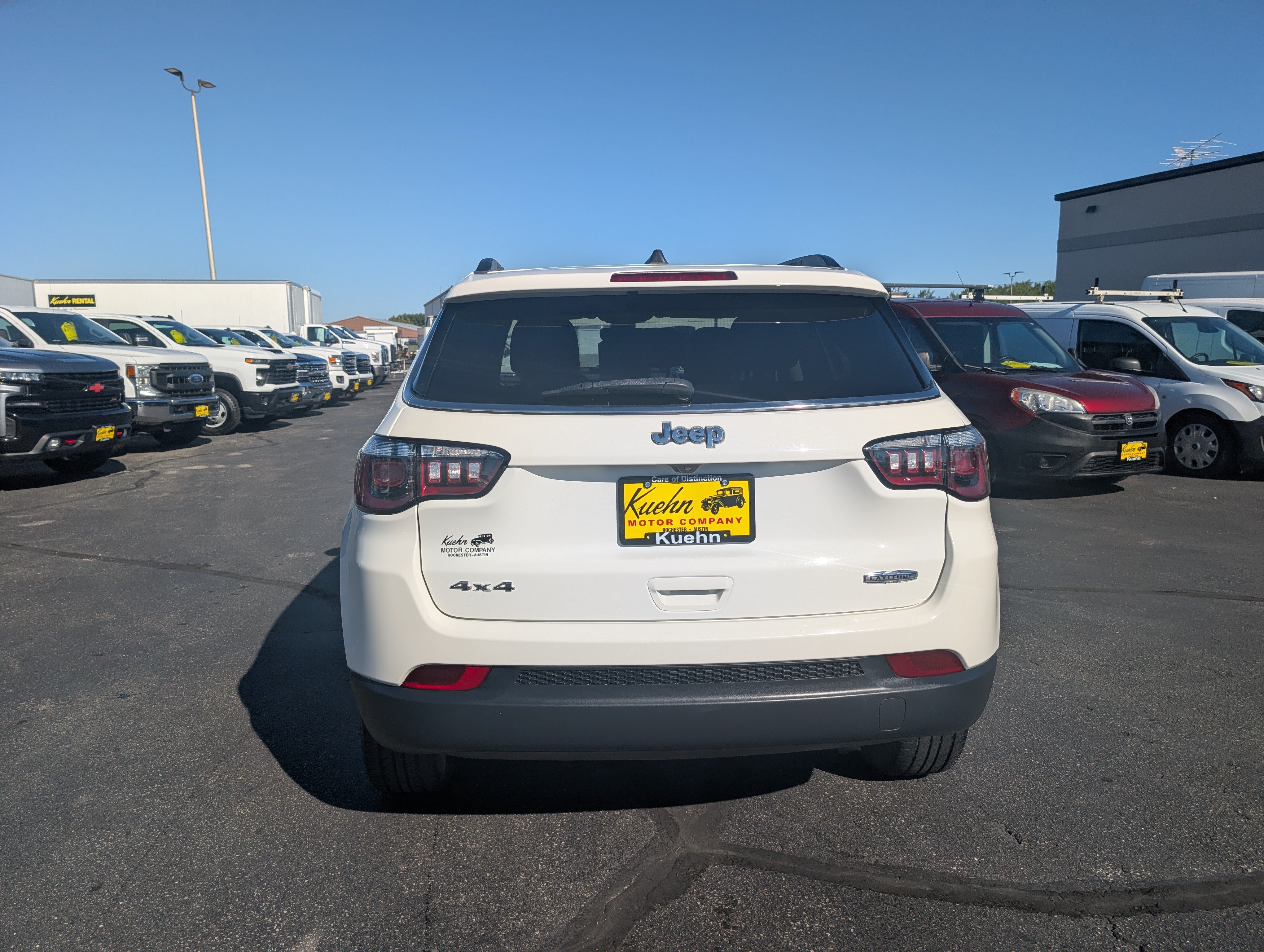 Used 2021 Jeep Compass Latitude w/ Convenience Group AWD/4WD image 7