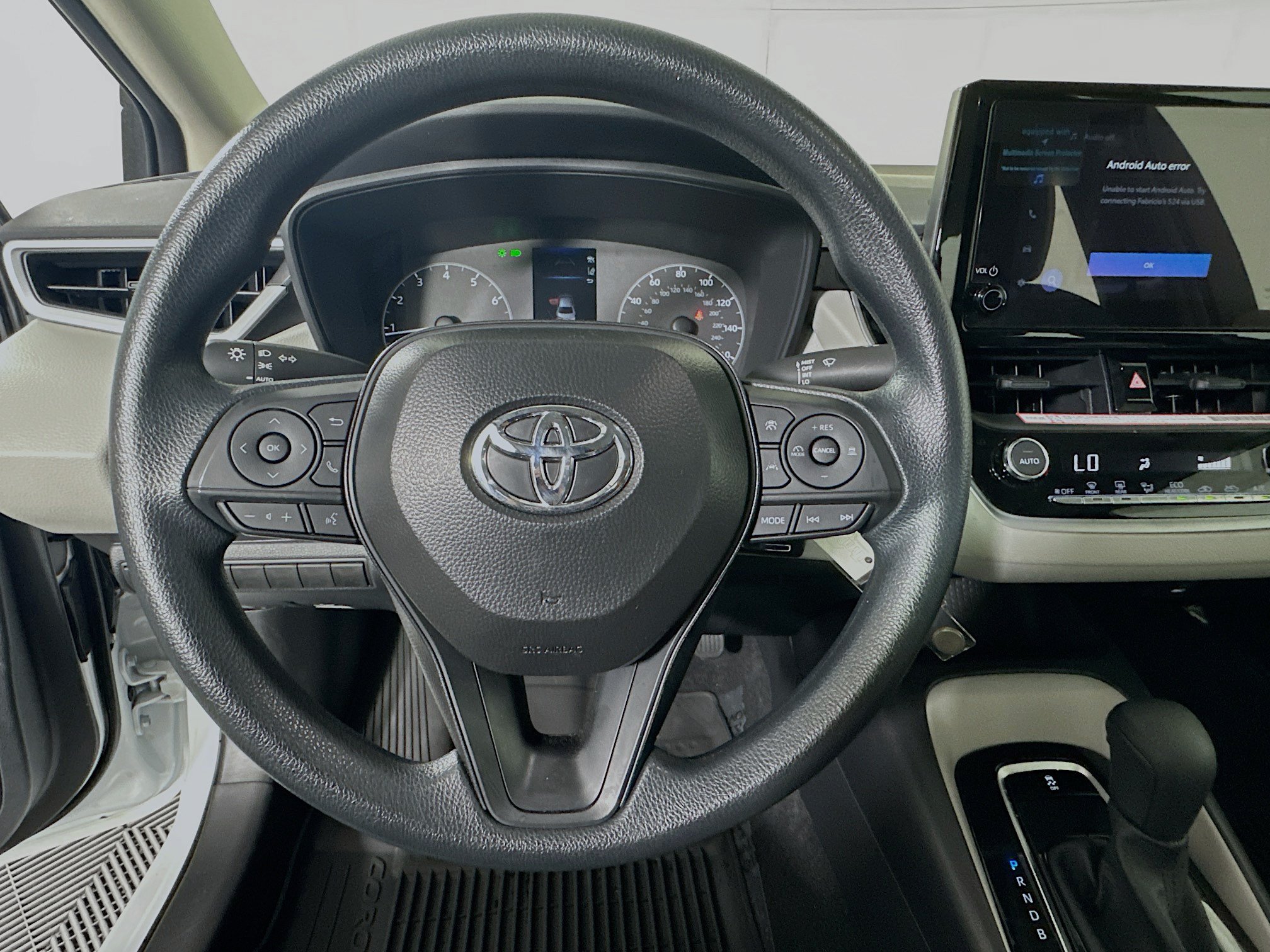 Used 2025 Toyota Corolla LE FWD image 15