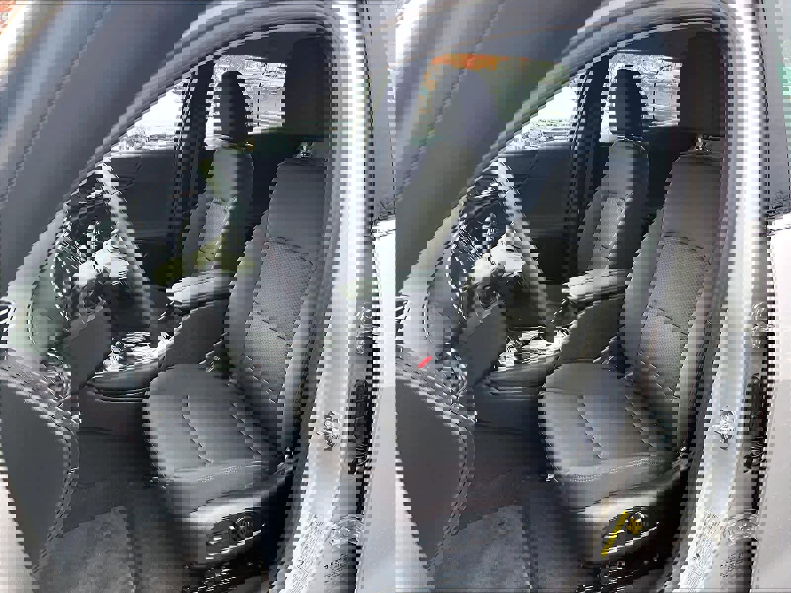 Used 2016 Chevrolet Malibu LT image 10