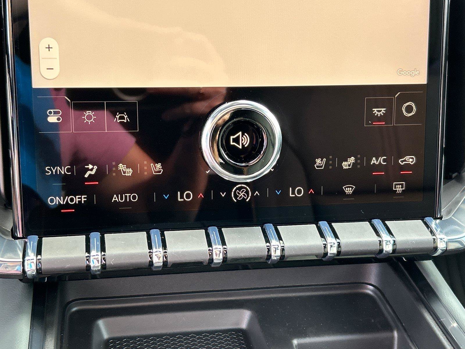 New 2026 GMC Acadia AT4 w/ Luxury Package AWD/4WD image 24