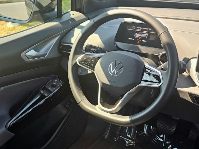 Used 2024 Volkswagen ID.4 Pro S AWD/4WD image 31