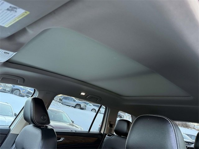 Used 2024 Volkswagen Atlas SE image 14