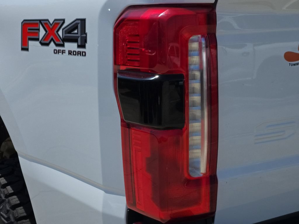 Used 2023 Ford F250 XL w/ 360-Degree Camera Package AWD/4WD image 23