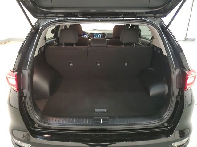 Used 2022 Kia Sportage LX image 24