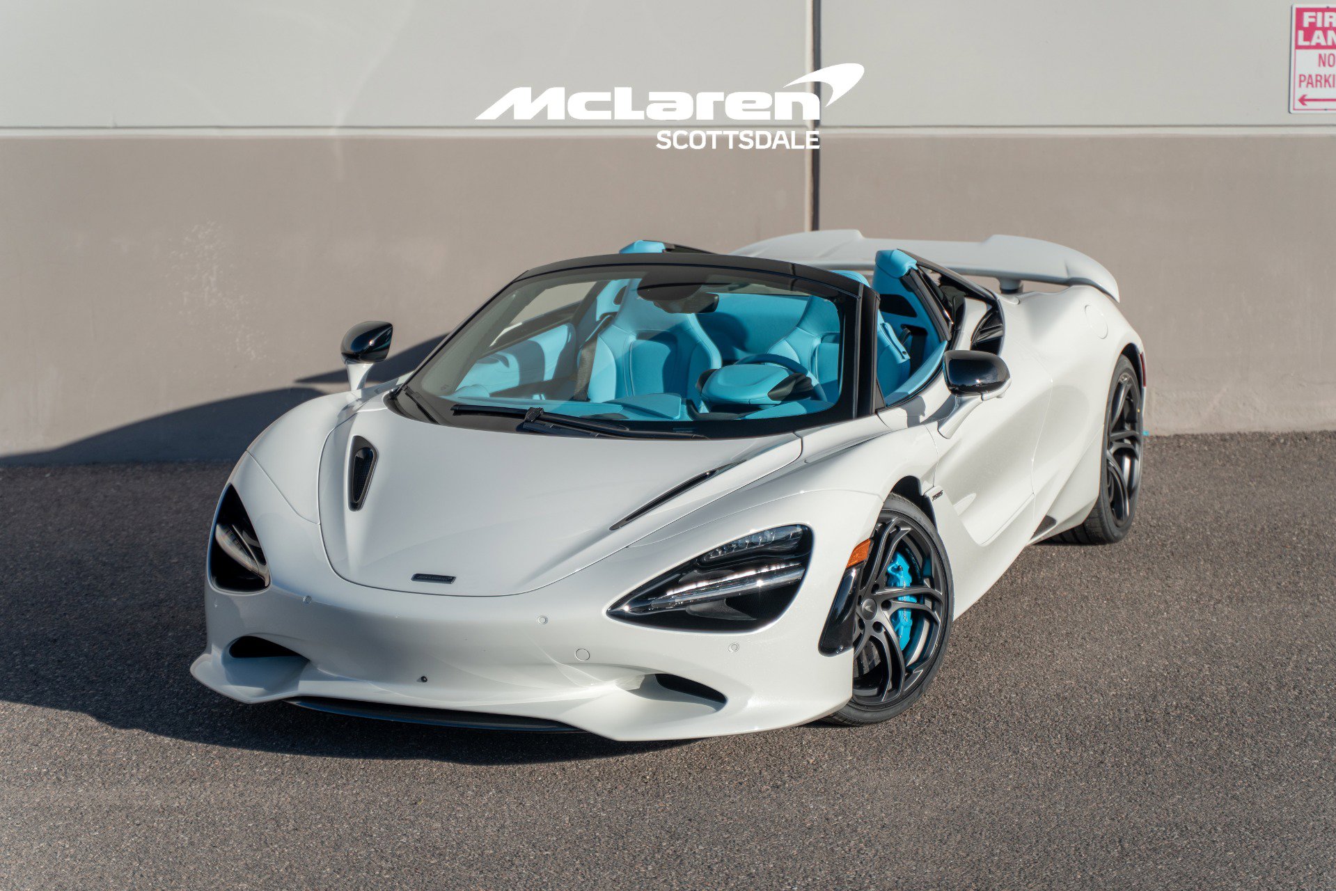 Used 2026 McLaren 750S Spider RWD image 1