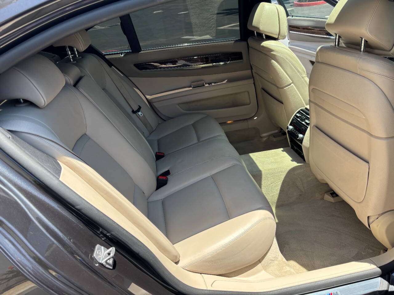 Used 2013 BMW 740Li RWD image 26