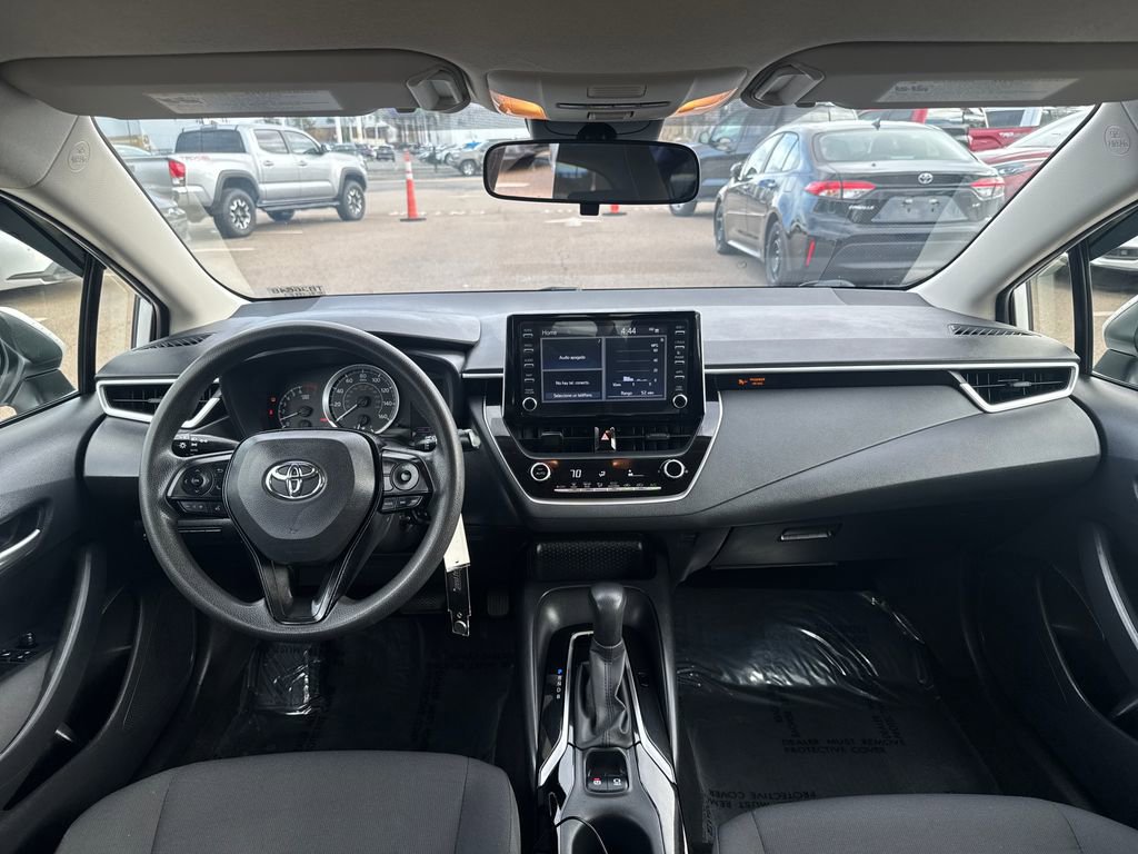 Used 2020 Toyota Corolla LE FWD image 10