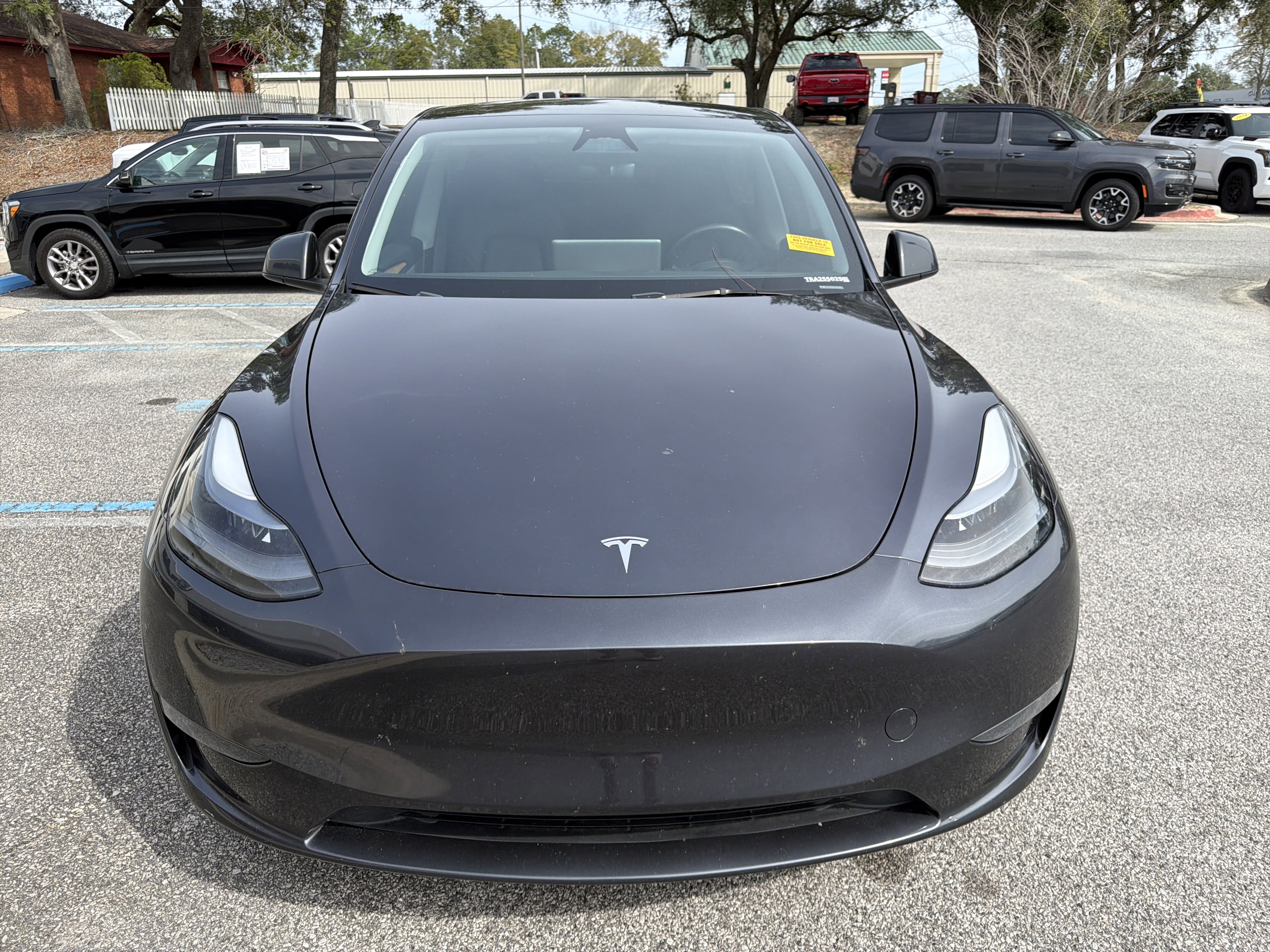 Used 2024 Tesla Model Y Long Range image 9