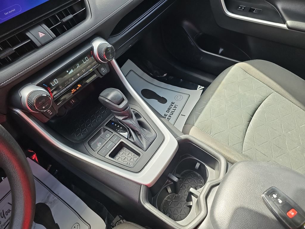 Used 2023 Toyota RAV4 XLE FWD image 29