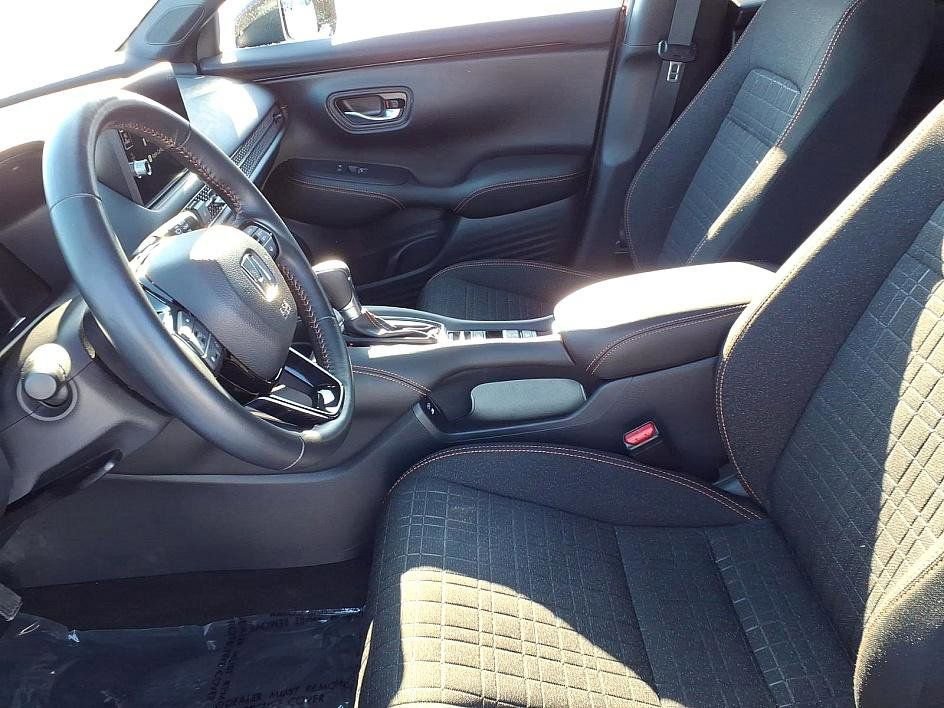 Certified 2026 Honda HR-V Sport image 13