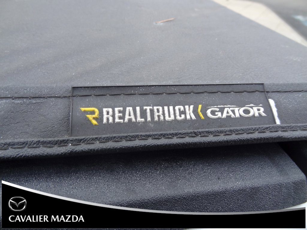 Used 2023 Jeep Gladiator Sport image 14