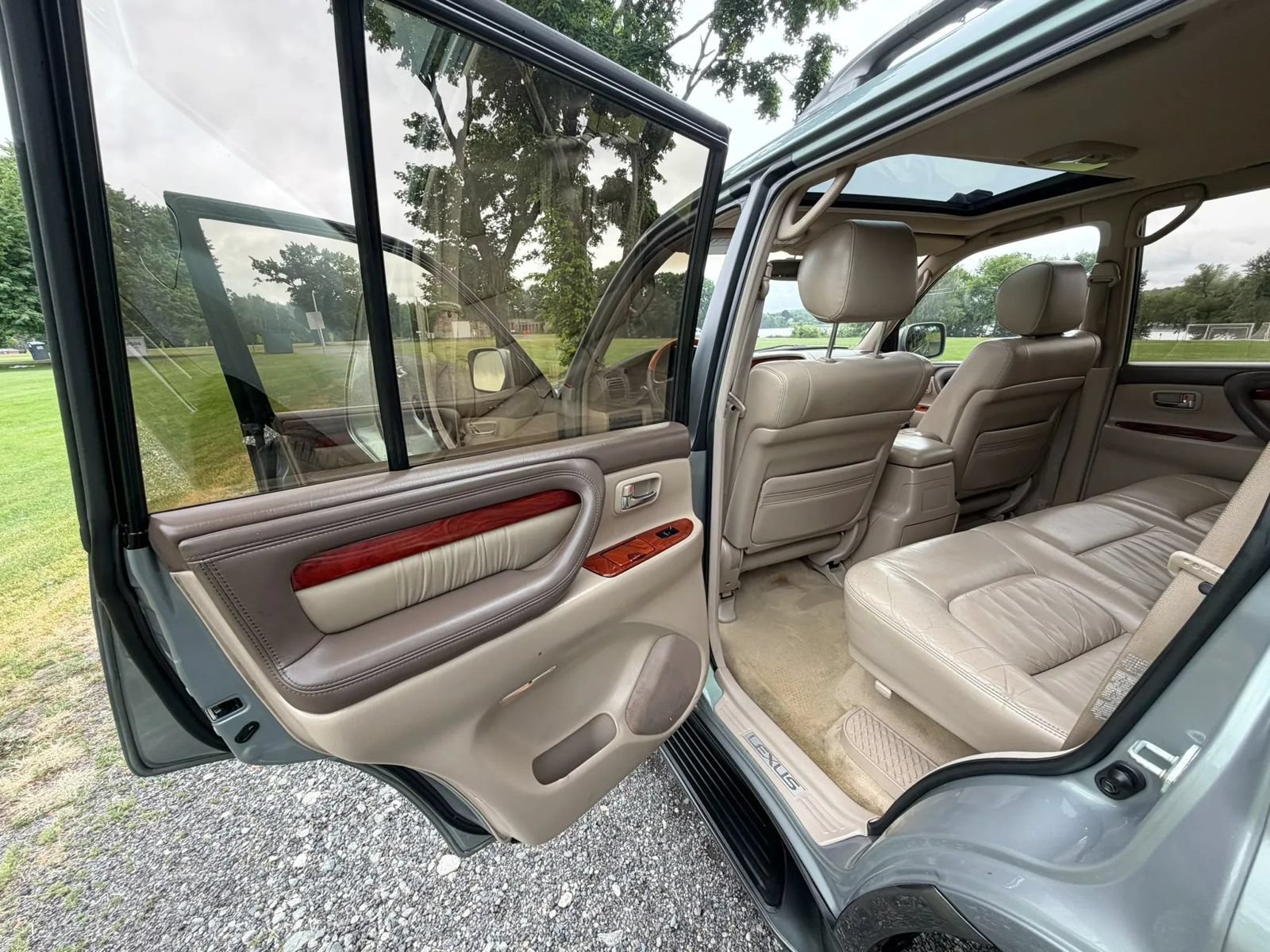 Used 2001 Lexus LX 470 4WD image 51