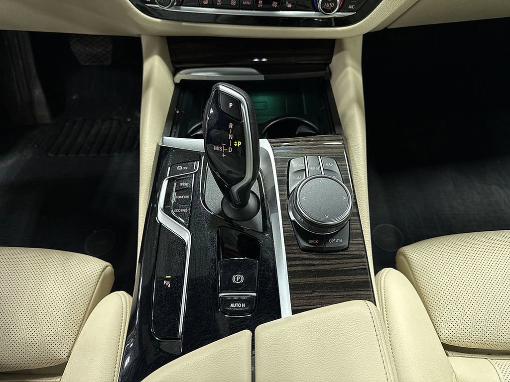 Certified 2023 BMW 530i xDrive w/ Premium Package AWD/4WD image 33