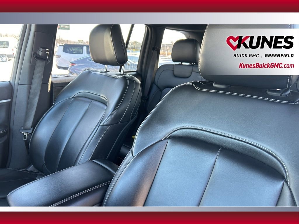 Used 2024 Jeep Grand Cherokee Limited 4xe image 15