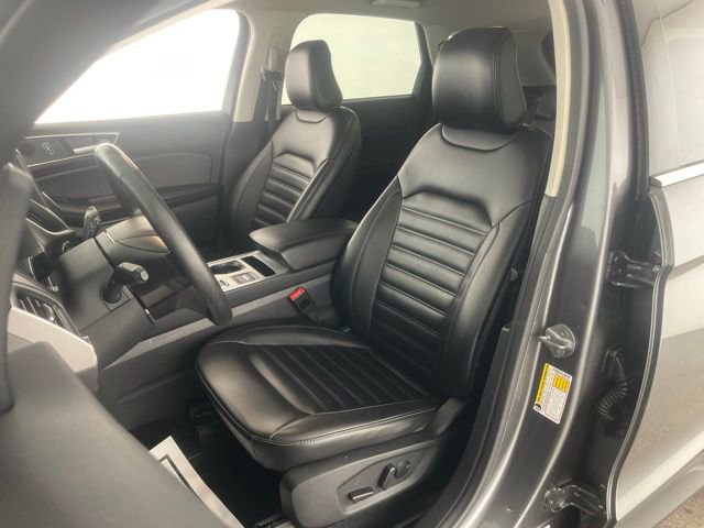 Used 2022 Ford Edge SEL image 33