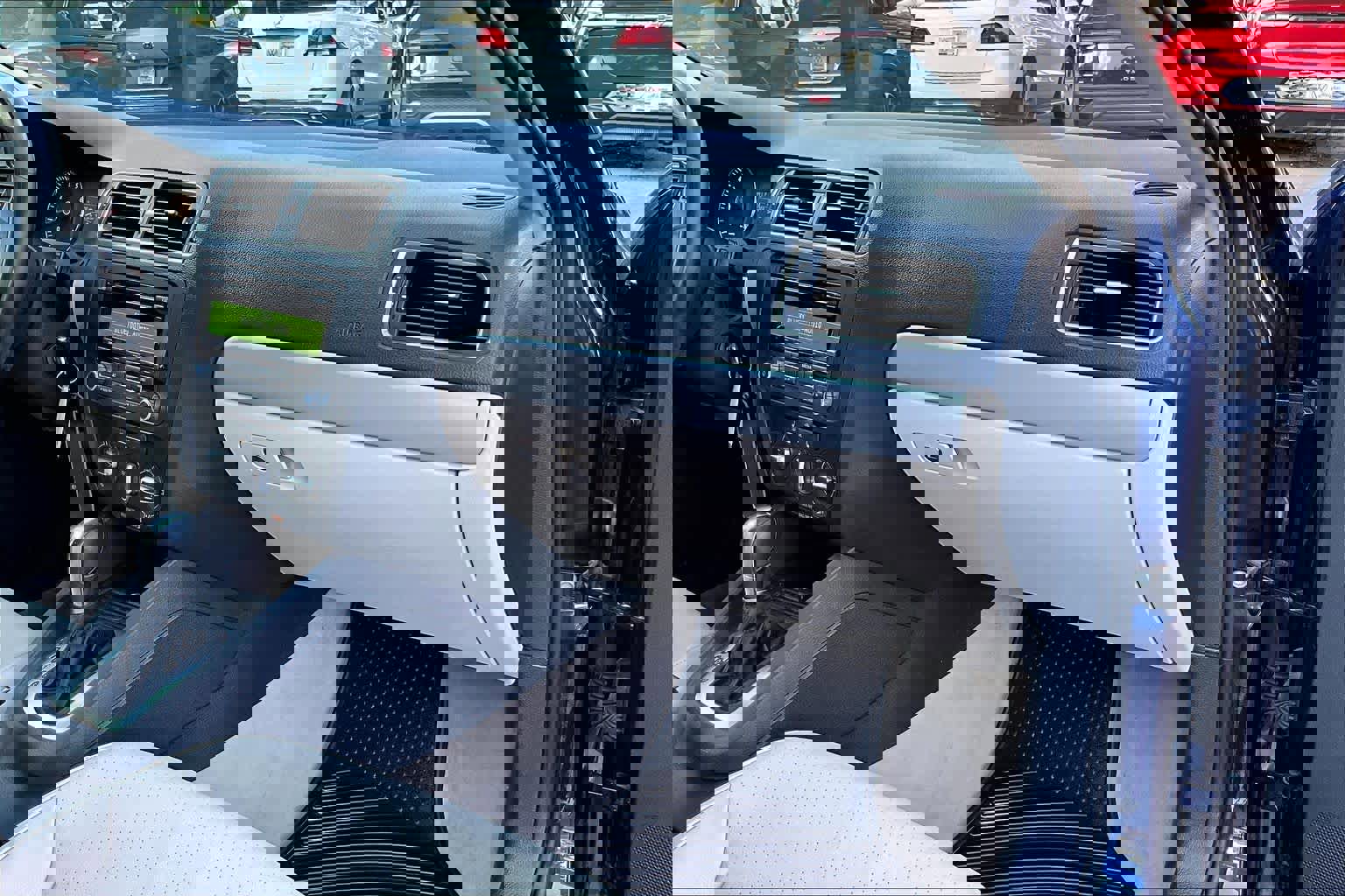 Used 2014 Volkswagen Jetta SE image 18