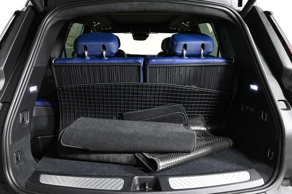 New 2026 Cadillac Vistiq Premium Luxury image 32