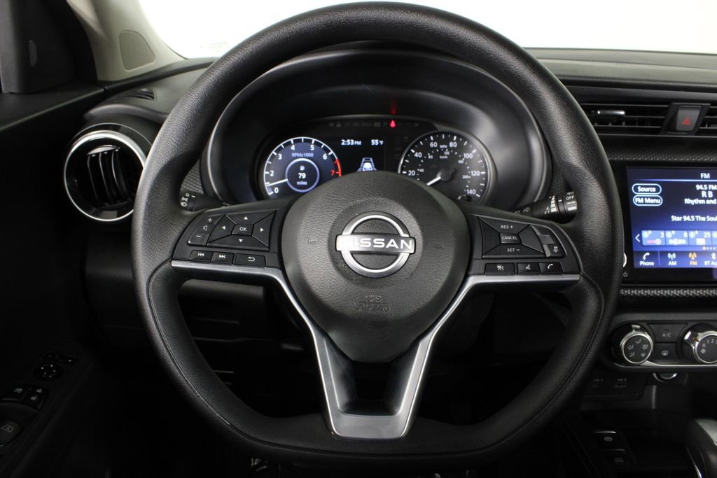 Used 2024 Nissan Kicks SV image 10