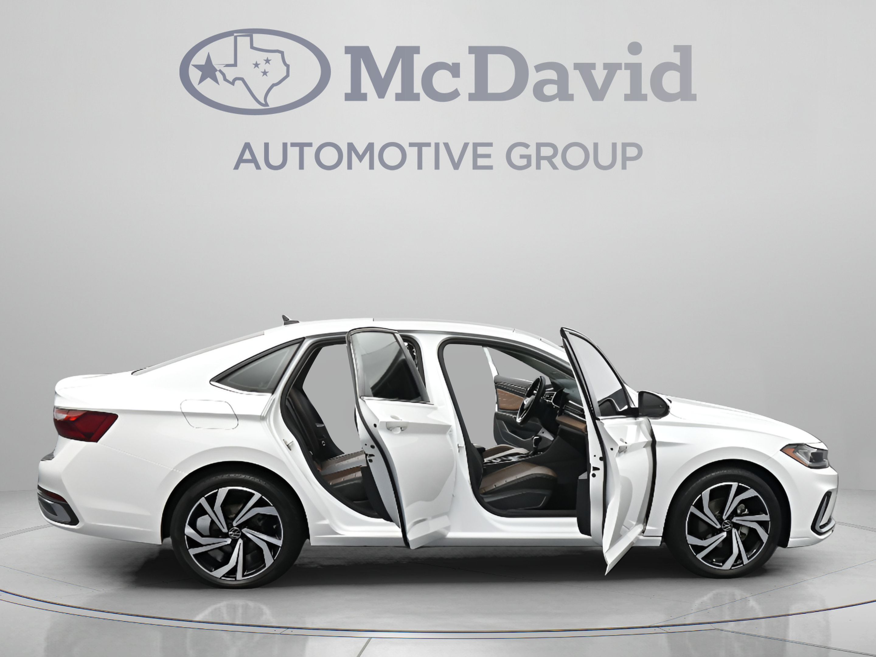 Used 2025 Volkswagen Jetta SEL FWD image 41